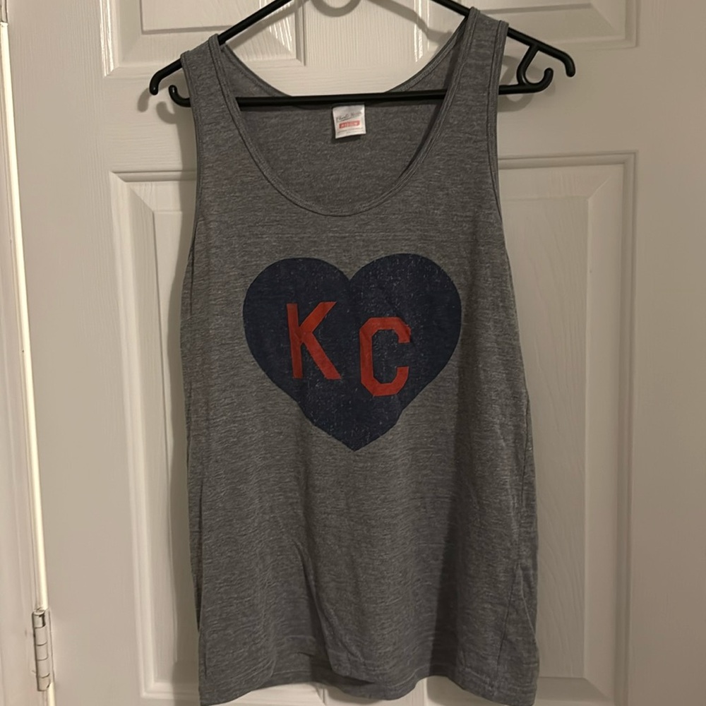 Charlie Hustle KC tank, size M!